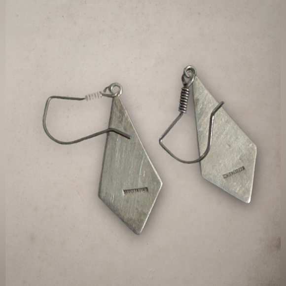 Sterling Silver Mayan Earrings marked MEX 0925 - Picture 5 of 5